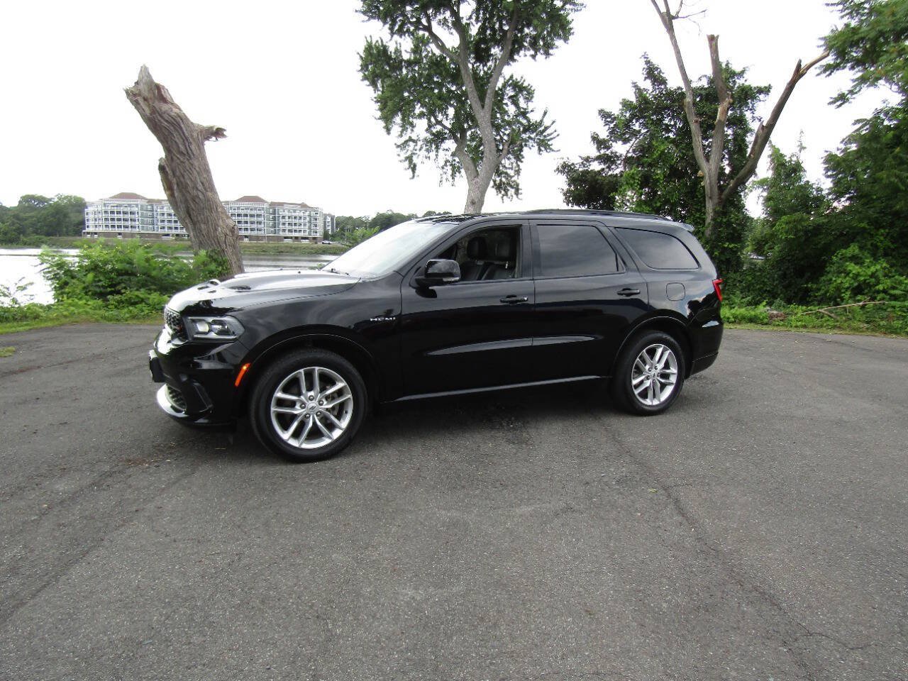 Used 2025 Dodge Durango R/T AWD/4WD image 3