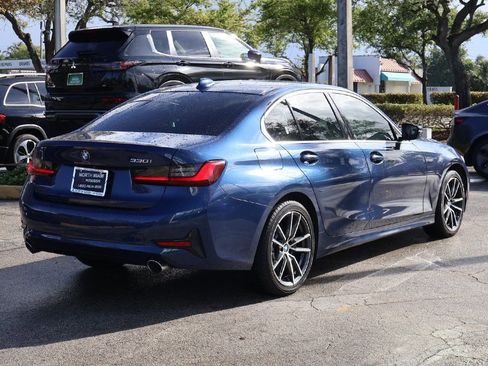 Used 2022 BMW 330i Sedan w/ Driving Assistance Package image 9