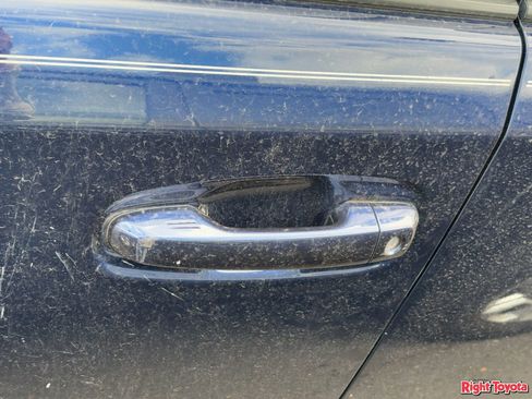 Used 2023 Toyota 4Runner SR5 image 9