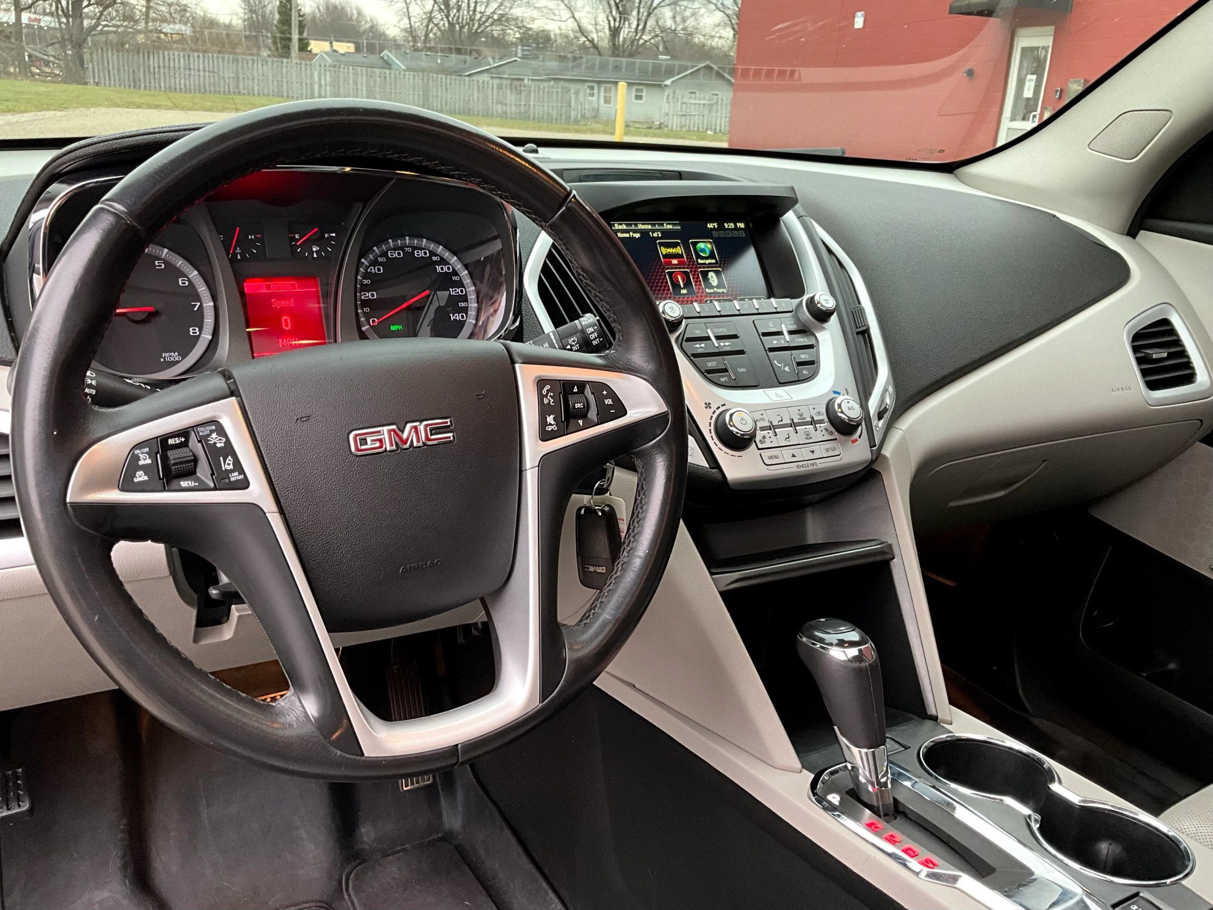 Used 2016 GMC Terrain SLT w/ Open Road Package FWD image 7