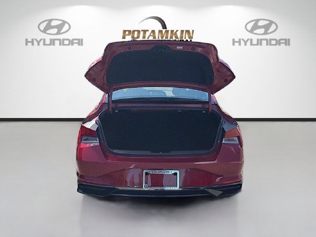 Used 2023 Hyundai Elantra Limited FWD image 25