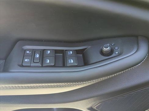 Used 2025 Jeep Grand Cherokee Altitude RWD image 26