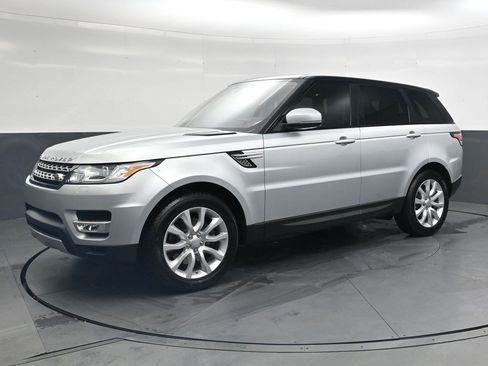 Used 2016 Land Rover Range Rover Sport HSE AWD/4WD image 8