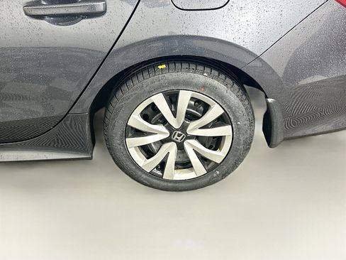 Used 2022 Honda Civic LX image 11