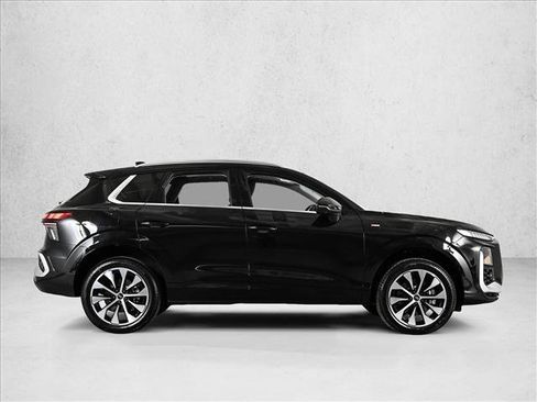 New 2026 Audi Q3 quattro 2.0T image 4