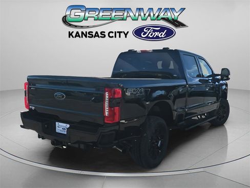 New 2026 Ford F250 Lariat w/ Black Appearance Package image 8