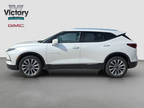 Used 2025 Chevrolet Blazer Premier w/ Driver Confidence II Package AWD/4WD image 6
