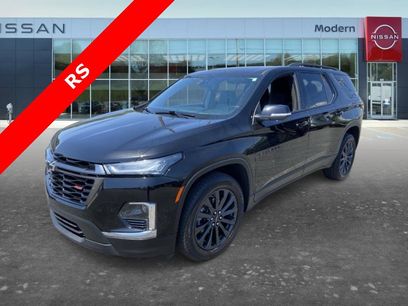 Used 2023 Chevrolet Traverse RS