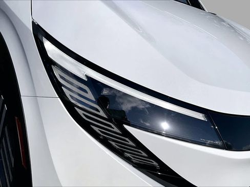 New 2026 Nissan Leaf SV+ w/ Floor Mat Package (SV+) FWD image 13