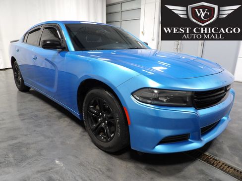 Used 2023 Dodge Charger SXT w/ Cold Weather Package RWD image 1