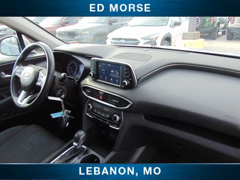 Used 2019 Hyundai Santa Fe SE image 16