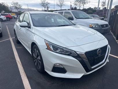 Used 2022 Nissan Altima 2.5 SV