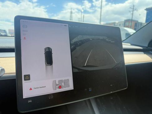 Used 2021 Tesla Model 3 Standard Range Plus RWD image 14