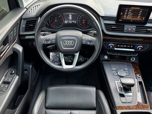 Used 2018 Audi Q5 2.0T Premium Plus w/ Premium Plus Package image 11