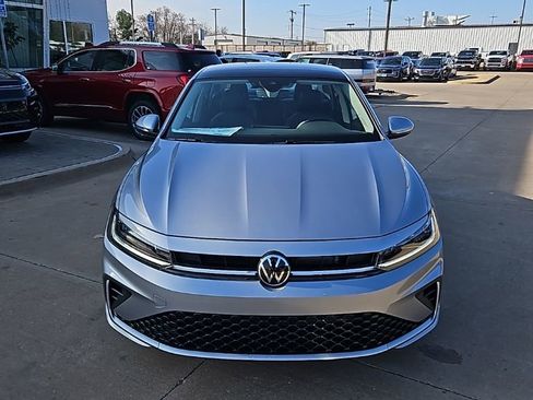 New 2026 Volkswagen Jetta SEL image 2