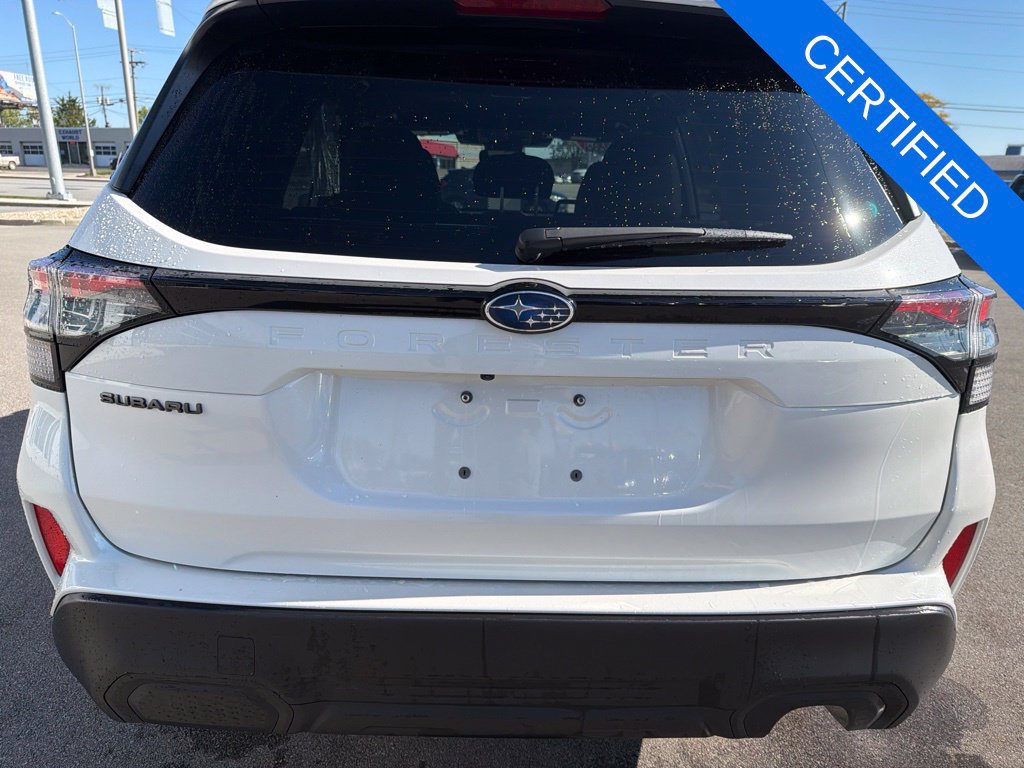 Certified 2025 Subaru Forester Premium AWD/4WD image 5