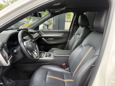 Certified 2024 MAZDA CX-90 Plug-In Hybrid w/ Premium Plus AWD/4WD image 11