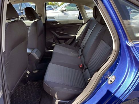 Used 2022 Volkswagen Jetta S FWD image 12