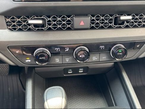 Used 2025 Honda Accord SE image 14