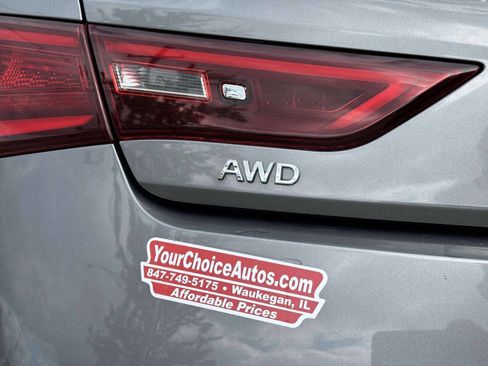 Used 2017 INFINITI Q60 3.0t w/ Premium Plus Package 3.0T AWD/4WD image 33