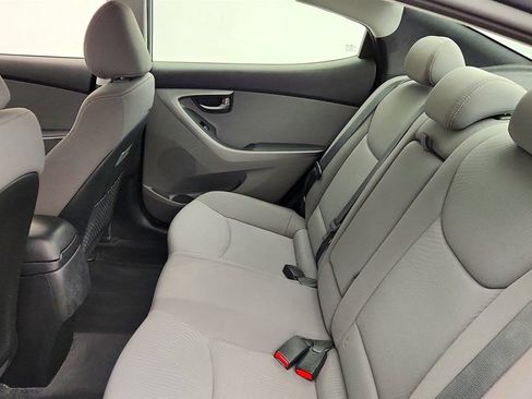 Used 2015 Hyundai Elantra SE w/ Option Group 02 FWD image 18