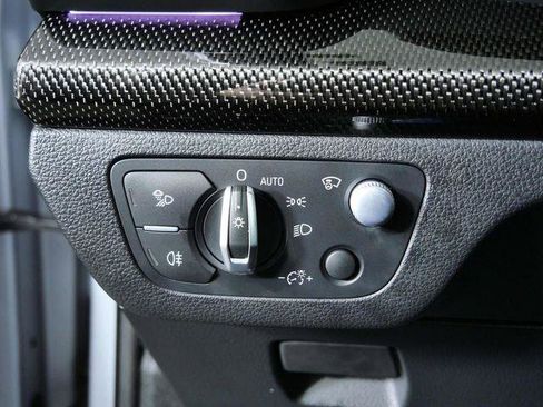 Used 2023 Audi SQ5 Prestige w/ Prestige Package image 25