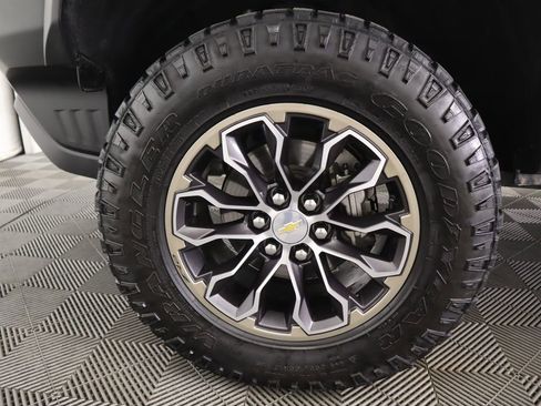 Used 2020 Chevrolet Colorado ZR2 image 31