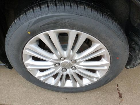 Used 2014 Chrysler 300 AWD image 15