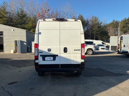 Used 2023 RAM ProMaster 2500 image 4