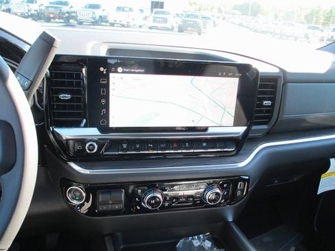 New 2026 GMC Sierra 3500 SLT w/ SLT Premium Package image 15