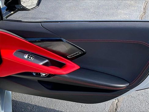 Used 2024 Chevrolet Corvette Stingray Preferred Conv w/ Z51 Performance Package RWD image 12