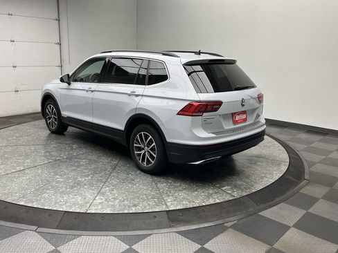 Used 2019 Volkswagen Tiguan SEL Premium R-Line image 2