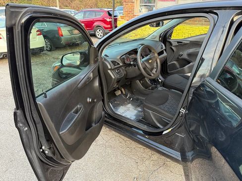 Used 2020 Chevrolet Spark LS image 9