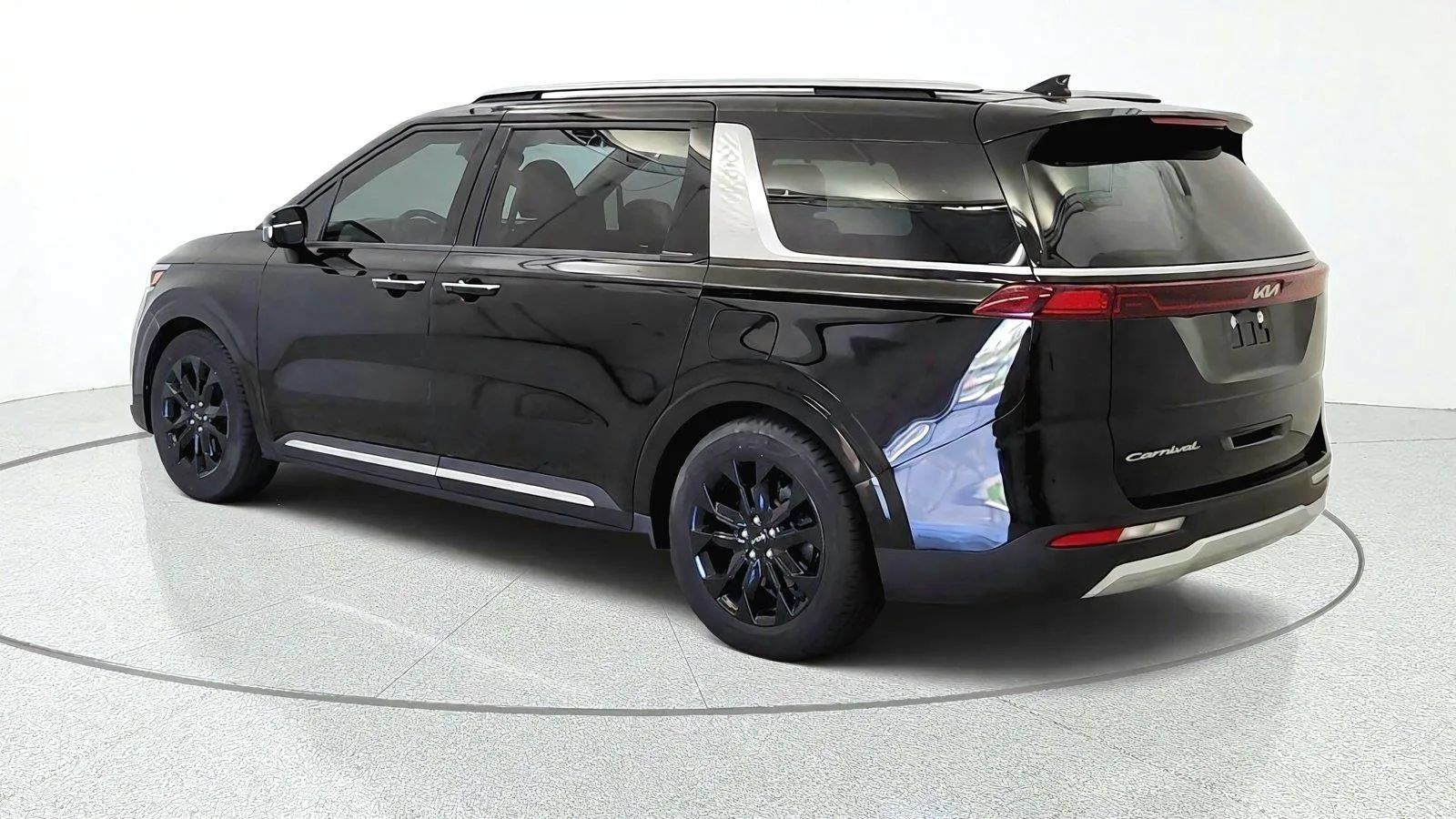 Used 2022 Kia Carnival SX Prestige FWD image 6