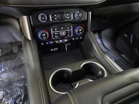 Used 2023 Chevrolet Tahoe Premier AWD/4WD image 29