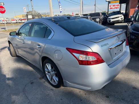 Used 2010 Nissan Maxima 3.5 SV w/ Premium Pkg image 5