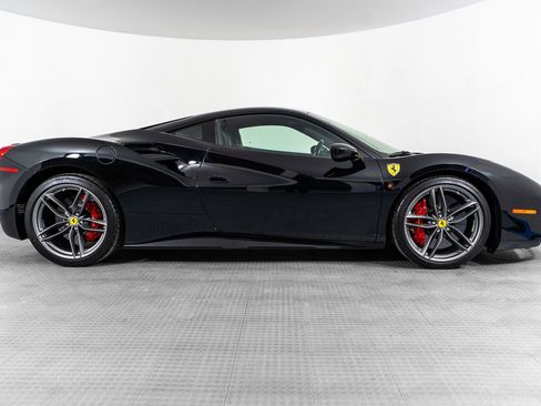 Certified 2019 Ferrari 488 GTB RWD image 10