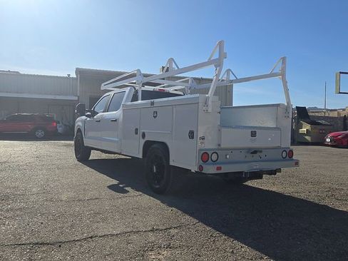 Used 2023 Ford F250 XL w/ XL Chrome Package image 4