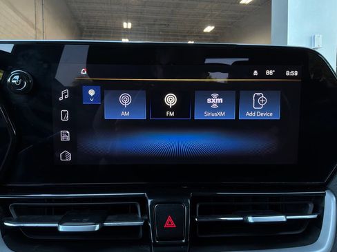 Used 2025 Chevrolet TrailBlazer LT FWD image 28