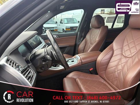 Used 2023 BMW X5 sDrive40i w/ M Sport Package image 12