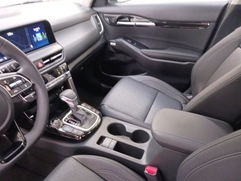 New 2026 Kia Seltos SX AWD/4WD image 26