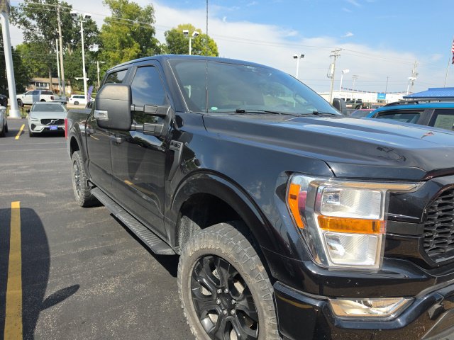 Used 2022 Ford F150 XL w/ STX Black Appearance Package AWD/4WD image 2
