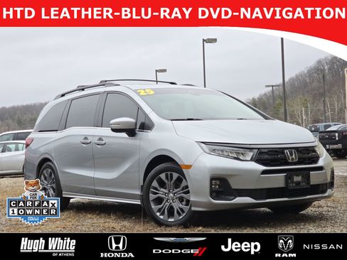 Used 2025 Honda Odyssey Touring image 1
