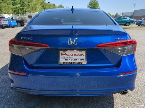 Used 2022 Honda Civic Sport image 5