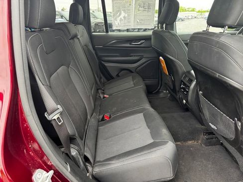 Certified 2024 Jeep Grand Cherokee Laredo X w/ Luxury Tech Group I AWD/4WD image 16