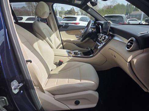 Used 2018 Mercedes-Benz GLC 300 4MATIC image 33
