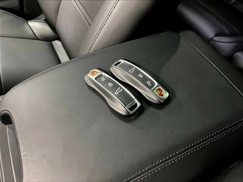 New 2026 Porsche Cayenne E-Hybrid AWD/4WD image 37