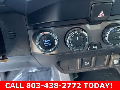 Used 2023 Toyota Tacoma TRD Off-Road image 21