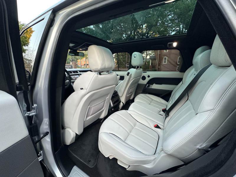 Used 2016 Land Rover Range Rover Sport HSE AWD/4WD image 20