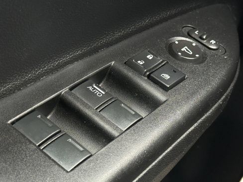 Used 2016 Honda Accord Sport image 30